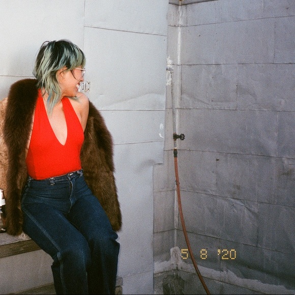 Meet your posher, Ashley - Picture 3 of 8